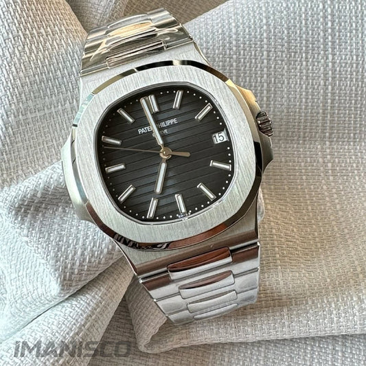 Patek Philippe Nautilus Noir